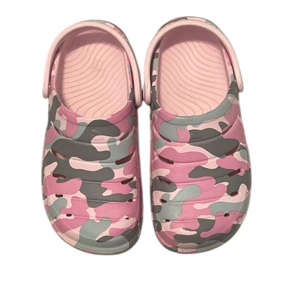 Rugged Shark Rubber Slides - Picture 1 of 6